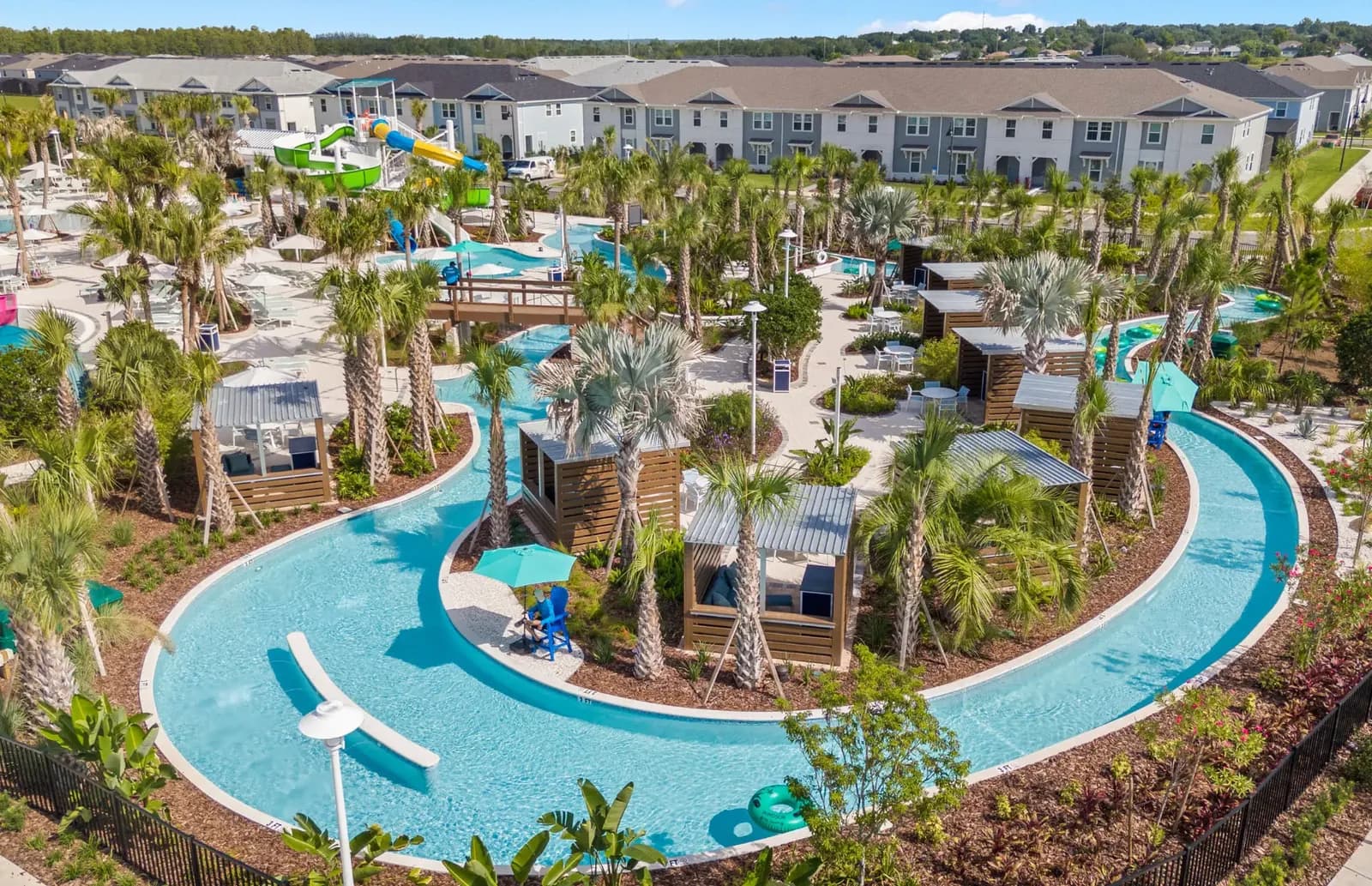 Vista aérea del Reef Club con las viviendas de Windsor Cay Resort al fondo, imagen de referencia